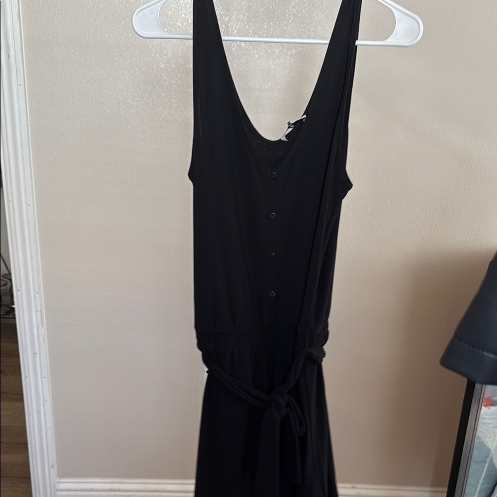 Elegant Black Sleeveless Dress Romper perfect for summer